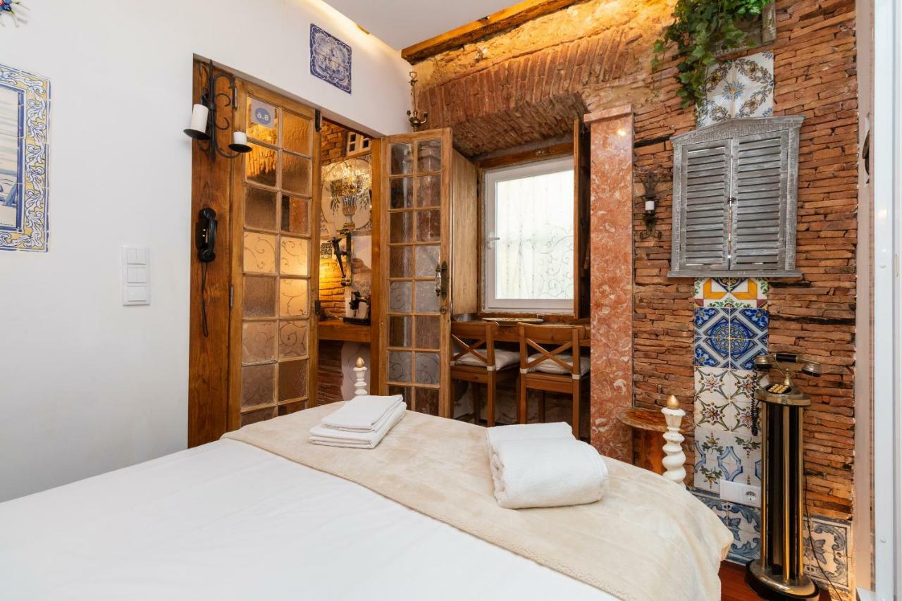 Romantic Medieval Apartment 리스본 외부 사진